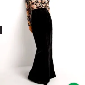 💄 Boden Black Velvet Stunning Classic Column Skirt Size 14 RARE
