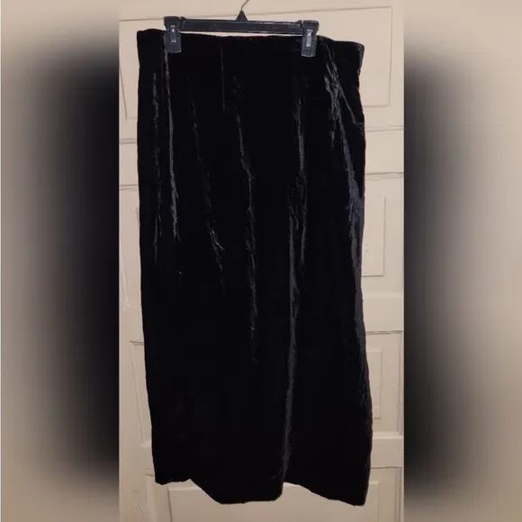 💄 Boden Black Velvet Stunning Classic Column Skirt Size 14 RARE