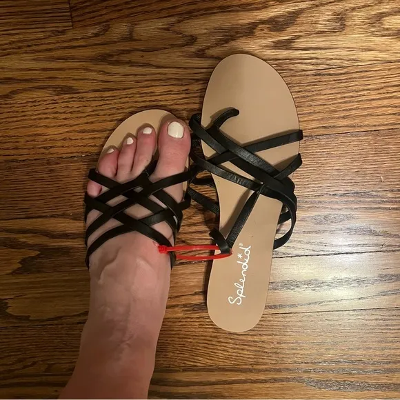 ⭐️ Splendid Black Sandals with Crisscross Straps and Tan Sole