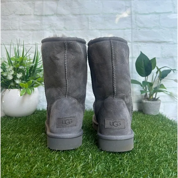 - UGG🔴Classic short II winter boots grey 8
