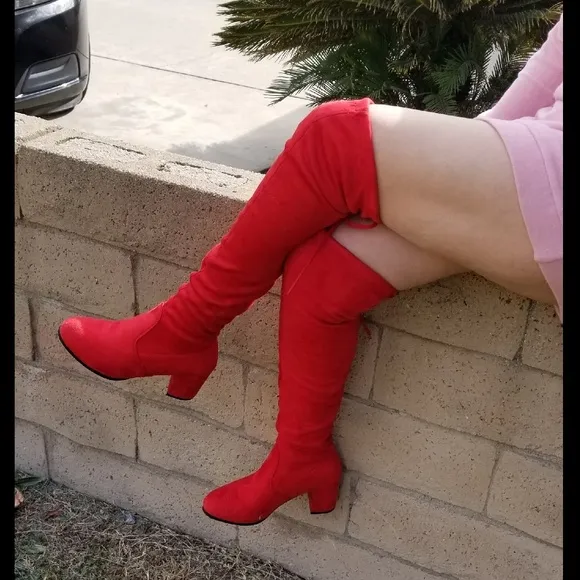! Very sexy boots over knee  Red Color