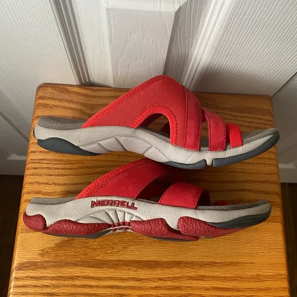 🆕 w/Box MERRELL Token Banner Red Fabric/Suede Performance Slide Toe Sandals SZ 6