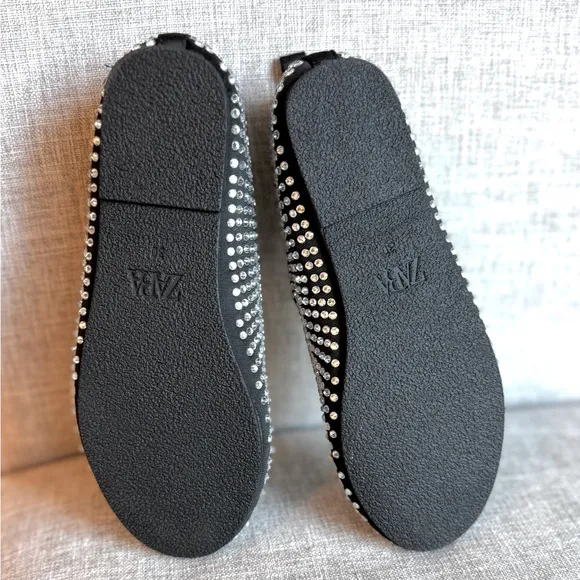 ⭕️ ZARA Girls Kids Black and Silver Studded Shoes Crystals