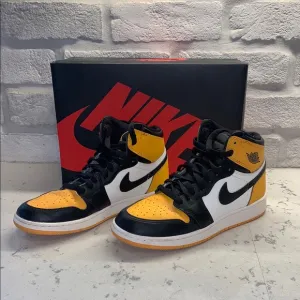 2022 Air Jordan 1 Retro High OG 'Yellow Toe'