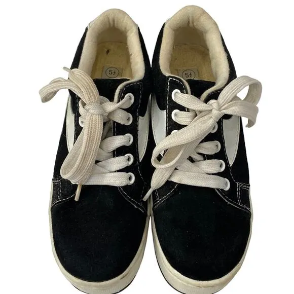 90’s COASTERS Platform skater sneakers Grunge Skater Size 5.5 Y2K