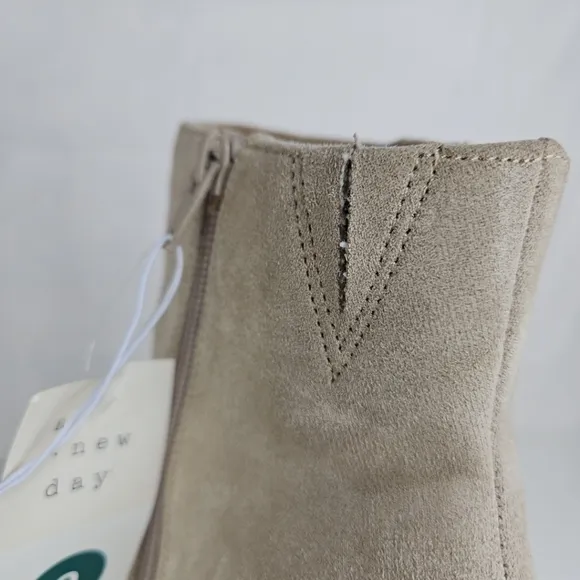 a New Day Women Cullen Ankle Boots Pointed Toes Elegant Boots Beige Sizes avail.