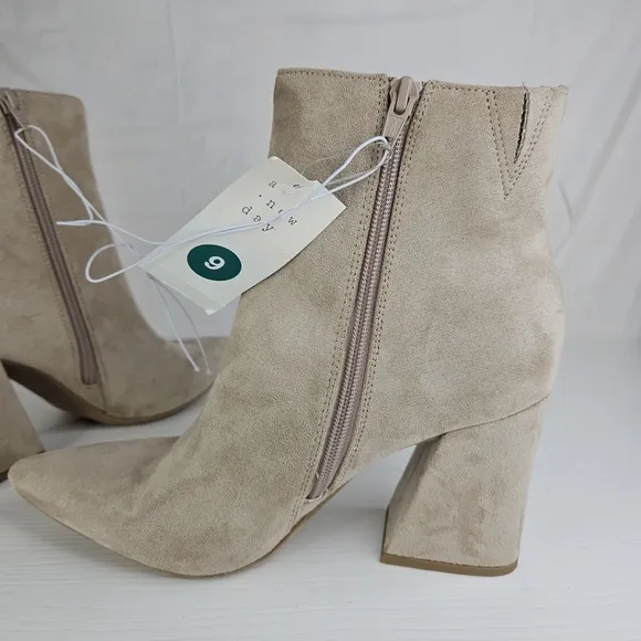 a New Day Women Cullen Ankle Boots Pointed Toes Elegant Boots Beige Sizes avail.