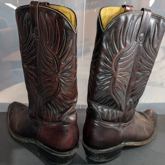 Acme Circle A vintage Western boots 10.5 cherry leather embroidered point toe