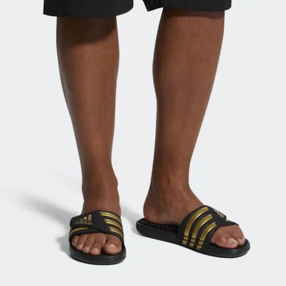ADIDAS • Adissage Slide Sandals from Finish Line Includes Box