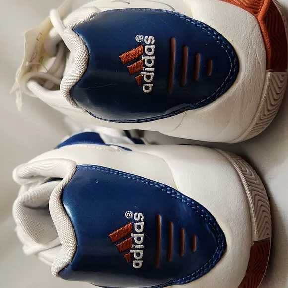 Adidas Agent Gil Zero Restomad Autographed Basketball Sneakers (m size 13.5)