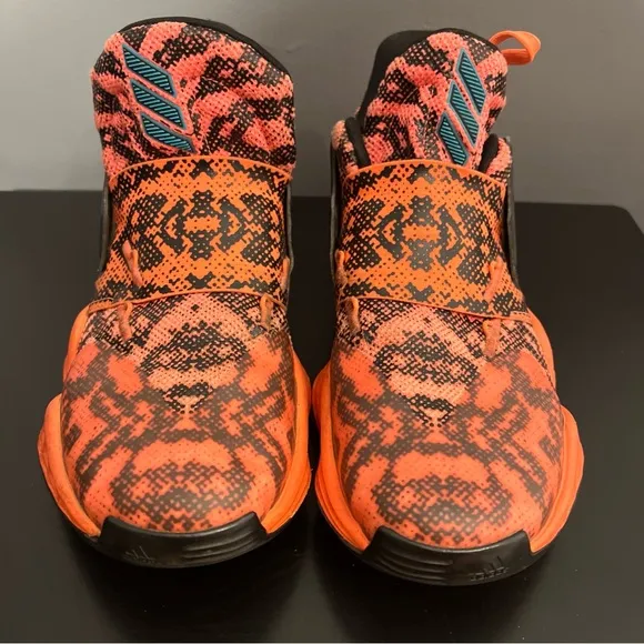 Adidas Harden Volume 4 Coral Black men’s sz 10