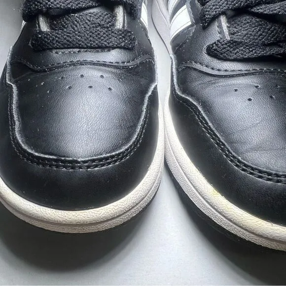 ADIDAS Hoops Mid Sneakers Kids Size 1 Basketball Athletic Sportswear Activewear