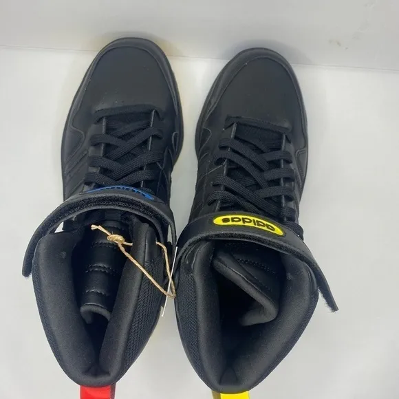 Adidas kids basketball shoes size 5