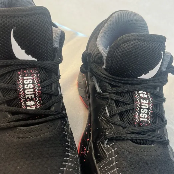 Adidas men venom Don Issue 2 basketball 🏀