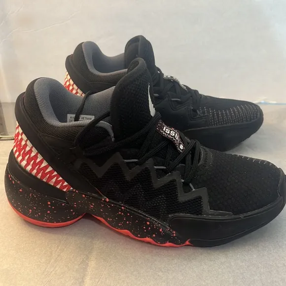 Adidas men venom Don Issue 2 basketball 🏀