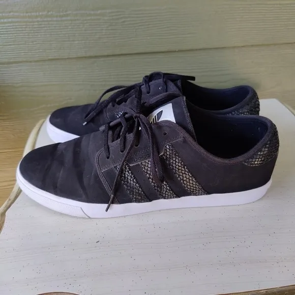 Adidas Seeley Black 3 Stripe Snakeskin Skater Shoes Athletic Sneakers Mens 12