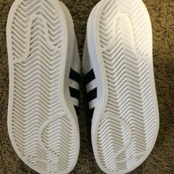ADIDAS SUPERSTAR sneakers