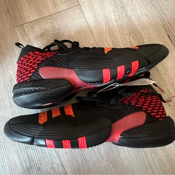 Adidas Trae Young 2.0 Atlanta Hawks sneakers 12 1/2 New