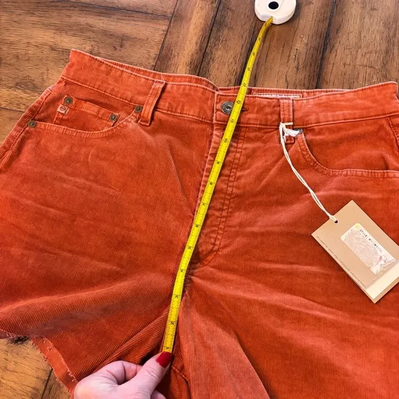 AG ADRIANO GOLDSCHMIED Cinnamon Corduroy Alexxis Short,size 31R,High Rise Wedgie