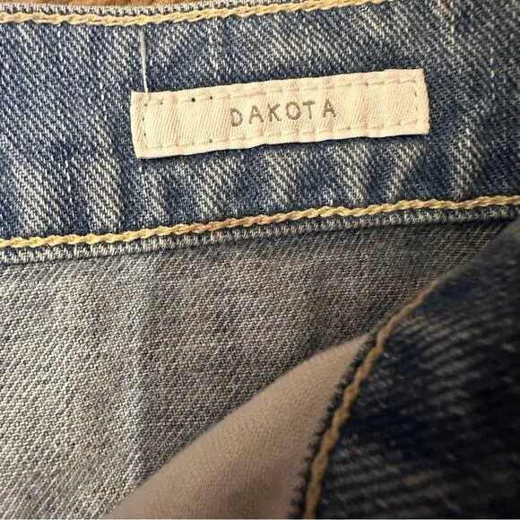 AGOLDE Dakota Distressed‎ Relaxed Boyfriend Capri Relaxed Skater Shorts Sz 28