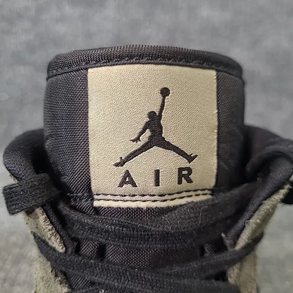 Air Jordan 1 Mid Olive Women's Basketball Sneakers BQ6472-030 Shoe Size 8.5W/7M
