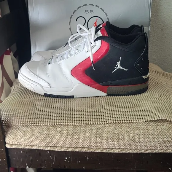 Air Jordan Big Fund Varsity Sneakers