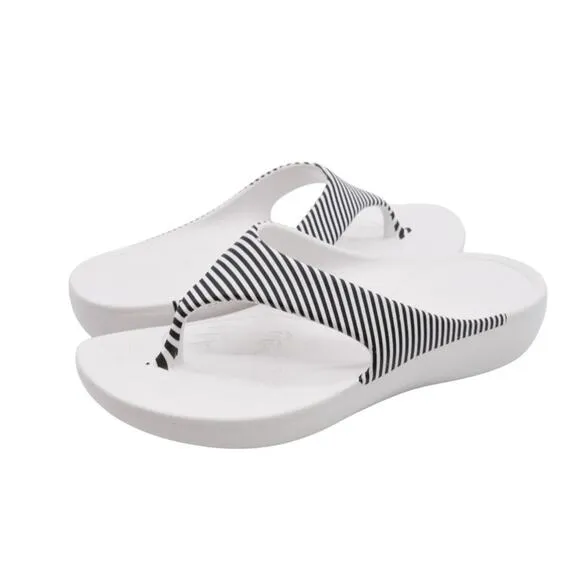 ALEGRÍA By PG LITE &quot;ODE&quot; WHITE WITH BLACK STRIPES THONG-TOE FLIP FLOPS SANDALS🆕