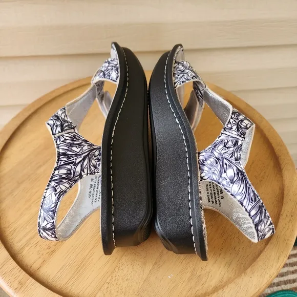 Alegria Kendra leather sandals