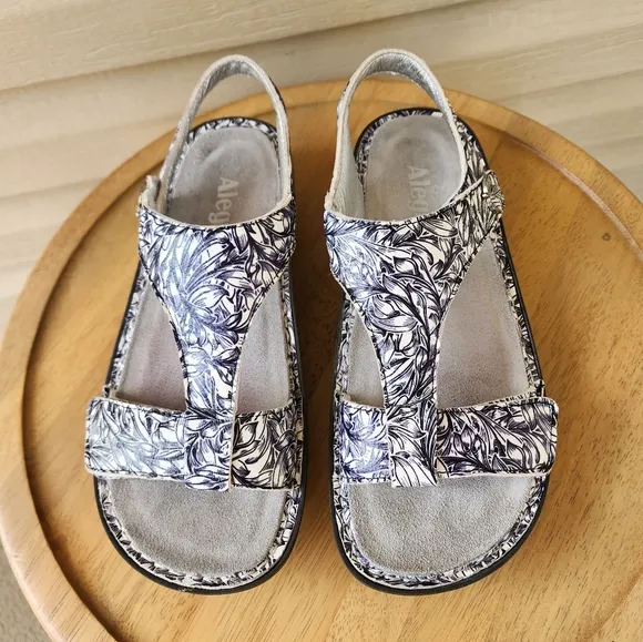 Alegria Kendra leather sandals