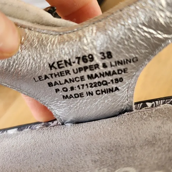 Alegria Kendra leather sandals