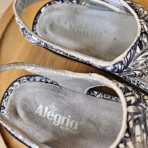Alegria Kendra leather sandals