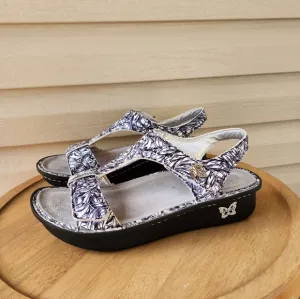 Alegria Kendra leather sandals