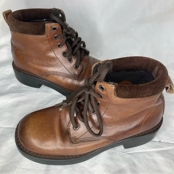 American Eagle vintage chunky leather boots