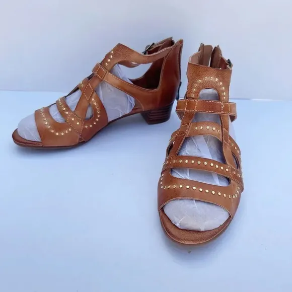 ANTELOPE COLLECTION Macaria  Size 6 Low Heel Leather Tan Studded Sandals