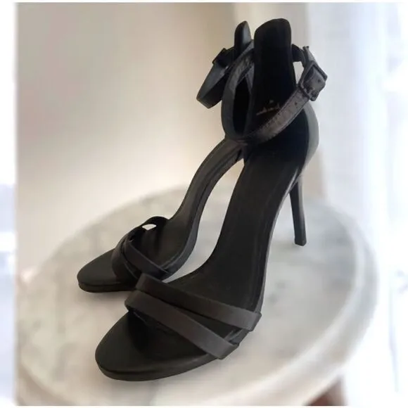 Anthropologie Joie Jena Nappa Leather Heel Sandal Size 39 US size 9