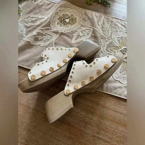 Anthropologie Kelsi Dagger Brooklyn Jolt Studded Heeled Sandals in Salt SZ8 $175