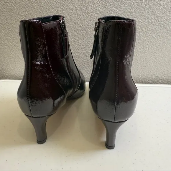 Aquatalia Ankle Booties Size 9.5 Wine Pointed Toe Patent Leather Marilisa