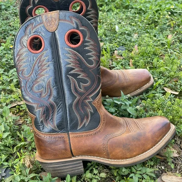 Ariat Brown Western BootsARIAT convoy boots size 13