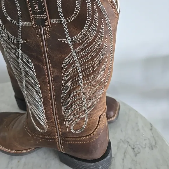 Ariat Womens Round Up Square Toe Brown Western Boots 8.5B Style 10018528
