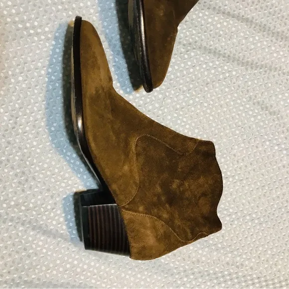 ASH pointed-toe suede ankle boots