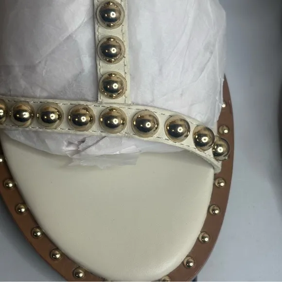 Ash Women's sz 38 White Pristine Leather Update Play Studded Sandals New in box