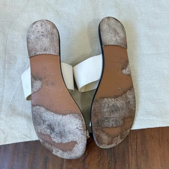 ATP Atelier Astrid Toe-Ring Sandals in White Leather