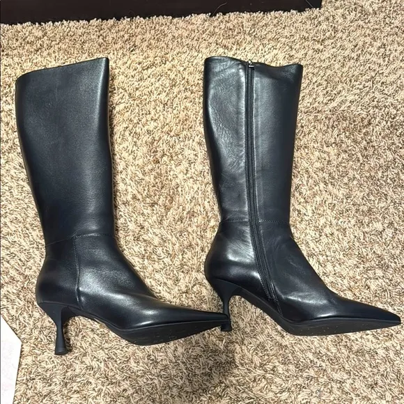 Attilio Giusti Leombruni Black Heeled Boots Classic Design