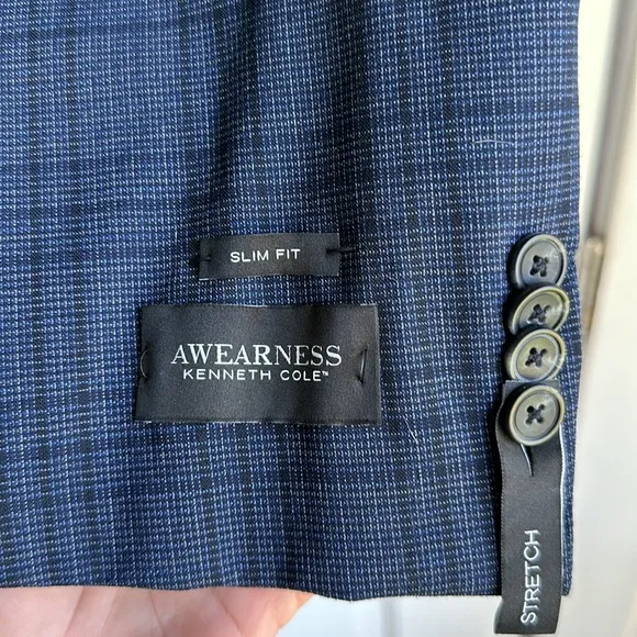 AWEARNESS Kenneth Cole Blue Checkered Blazer (Size 42S)