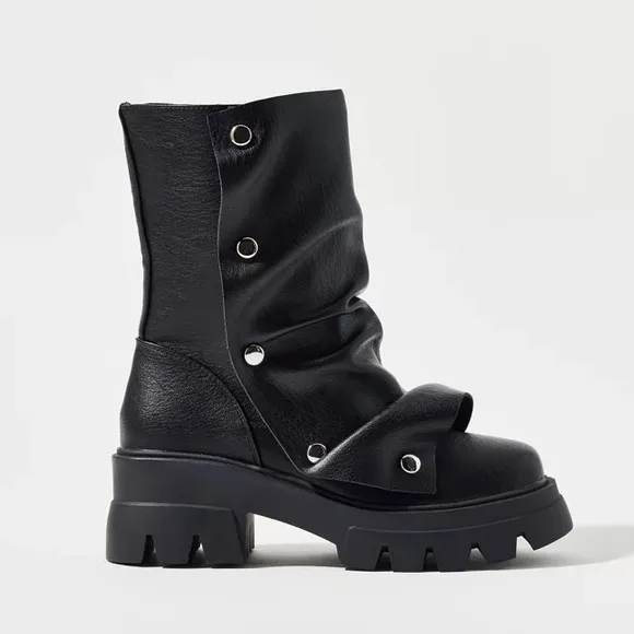 Azelea Wang Black Leather Biker Boots Size 7.5
