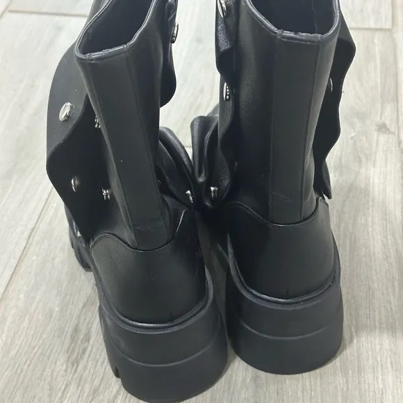 Azelea Wang Black Leather Biker Boots Size 7.5