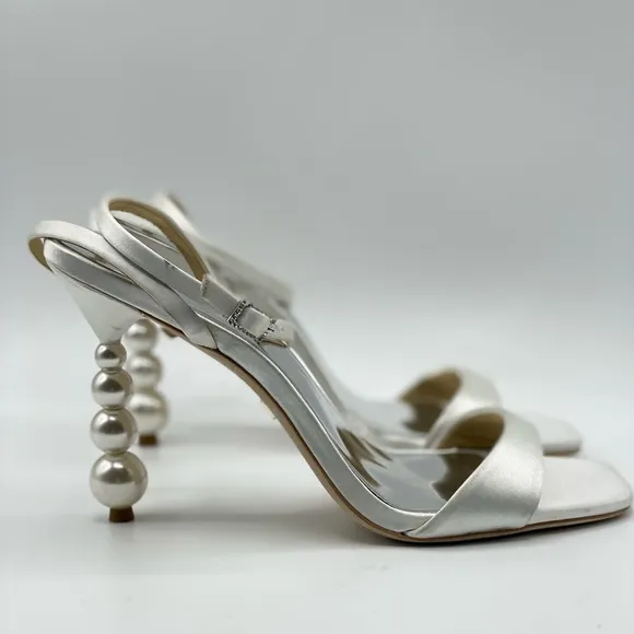 Badgley Mischka IvettePearl Stiletto Heel‎ Sandals