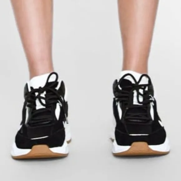 BASKETBALL HIGH-TOPS