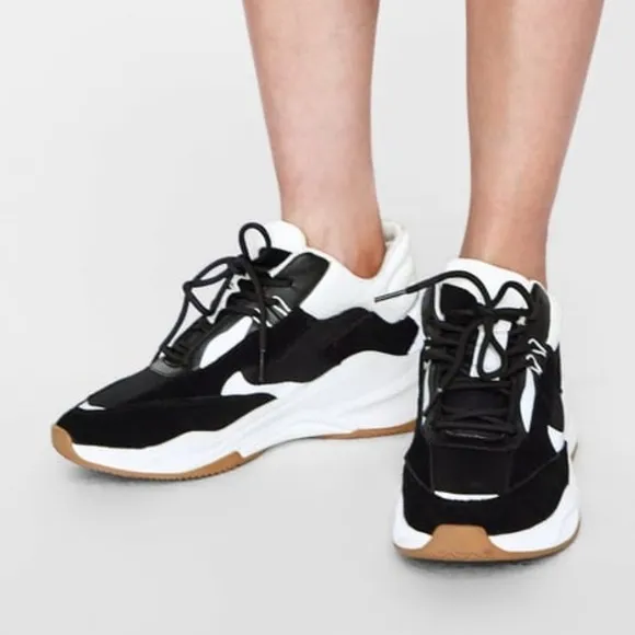 BASKETBALL HIGH-TOPS