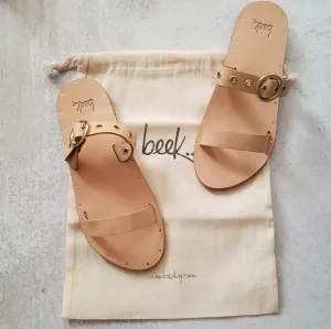 Beek Maleo Leather Slip On Sandals Sz 10 Sand Tan Buckle Slides Summer